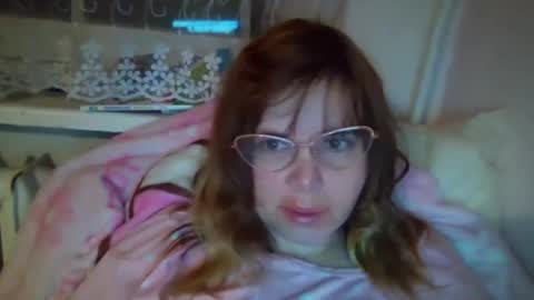 Elena online show from 12-04-25, 09:23