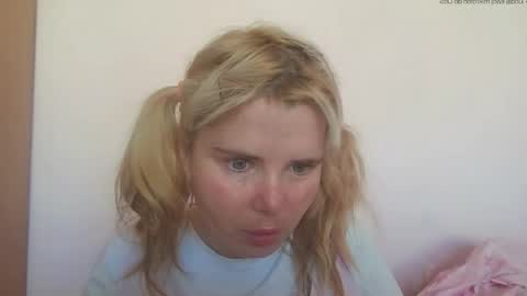 Elena online show from 05-29-26, 03:10