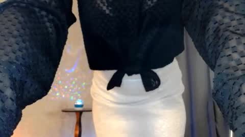 elenaza online show from 11-26-25, 10:05