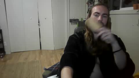 Snapshot of elephantfox chatting on 12-15-24, 09:45 fox online show from 12-15-24, 09:45