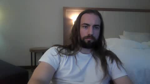 Snapshot of elephantfox chatting on 02-04-25, 12:40 fox online show from 02-04-25, 12:40