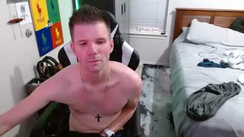 Walker online show from 12-21-25, 06:31