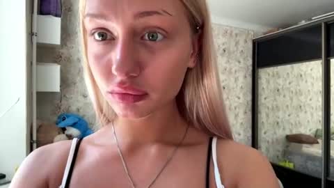 Kate online show from 07-20-26, 10:39