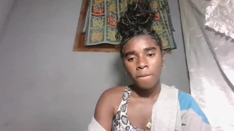 elia011 online show from 11-10-25, 12:42