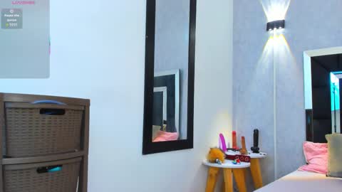  Elian  online show from 03-18-26, 12:30