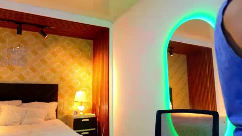 Elian online show from 03-16-26, 01:22