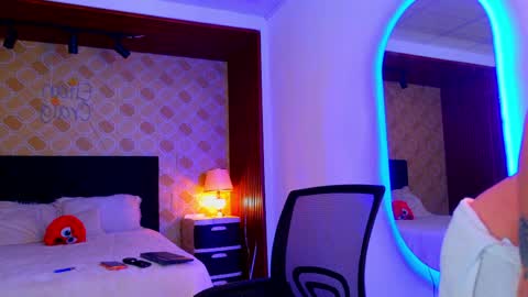 Elian online show from 04-01-26, 06:49