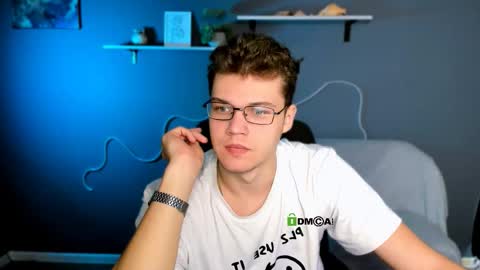 elian_flame online show from 10-20-25, 08:37