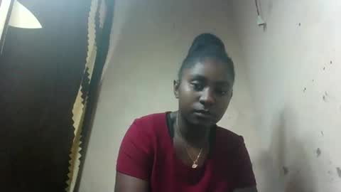 Snapshot of eliannee chatting on 12-14-25, 08:41 eliannee online show from 12-14-25, 08:41