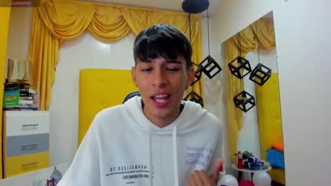 E L I A S online show from 02-25-25, 03:42