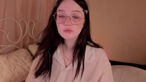 Ellie online show from 10-25-25, 05:26