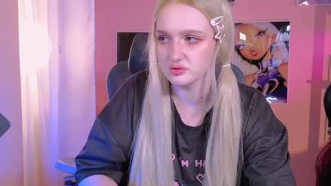 Ellie online show from 04-29-26, 05:33