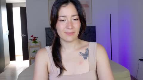 Snapshot of eliiih_ chatting on 10-01-25, 02:45 eliiih_ online show from 10-01-25, 02:45