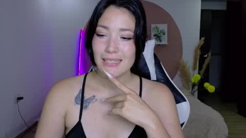 eliiih_ online show from 04-21-26, 01:42