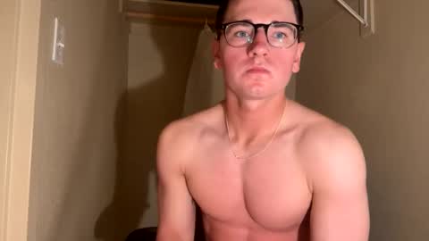 Snapshot of elijahkinky24 chatting on 05-10-26, 01:00 elijahkinky24 online show from 05-10-26, 01:00