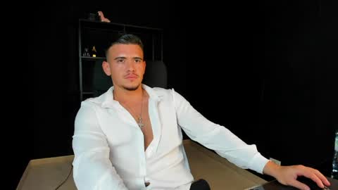 ElijahThorne online show from 04-10-26, 07:13