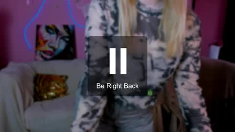 Elin online show from 05-11-26, 04:04