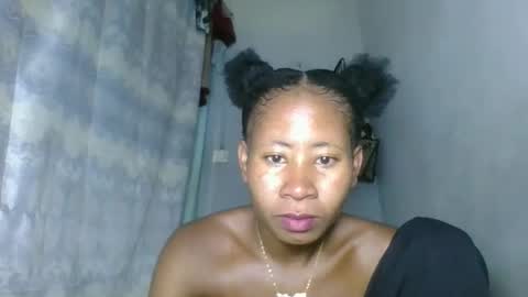 elina981 online show from 02-02-26, 10:47