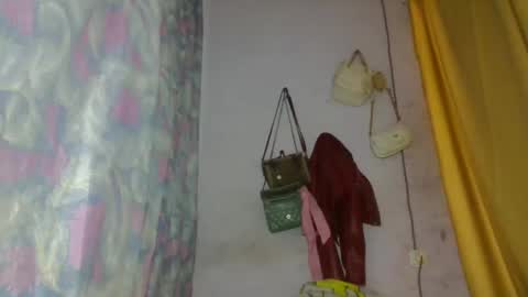 elina981 online show from 04-25-26, 09:34