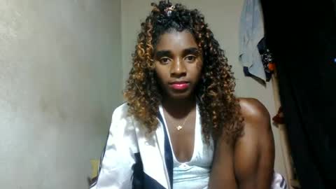 elina981 online show from 07-01-26, 12:18