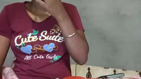 elina_roy03 online show from 11-03-25, 12:57