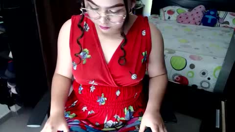 Elina  online show from 03-07-25, 06:11