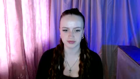 ElinaStar online show from 06-18-26, 07:52