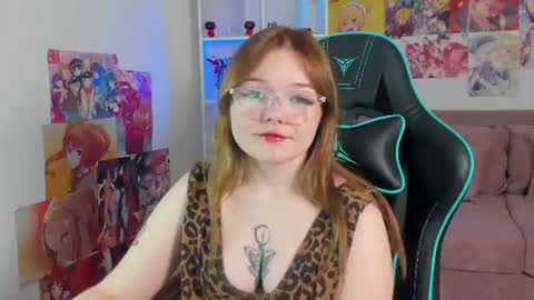 elinavale online show from 06-11-26, 05:44
