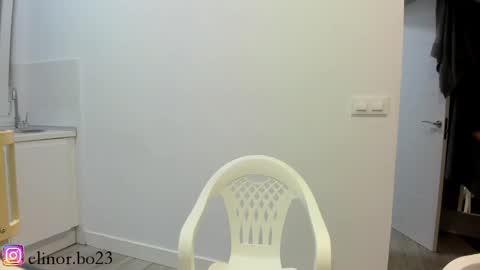 Snapshot of elinor_bo chatting on 12-03-24, 11:11 paula  onlyfns          online show from 12-03-24, 11:11