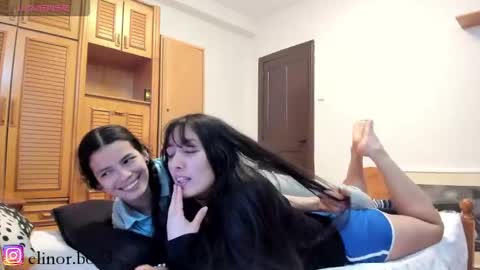 Snapshot of elinor_bo chatting on 01-13-25, 05:55 paula  onlyfns          online show from 01-13-25, 05:55
