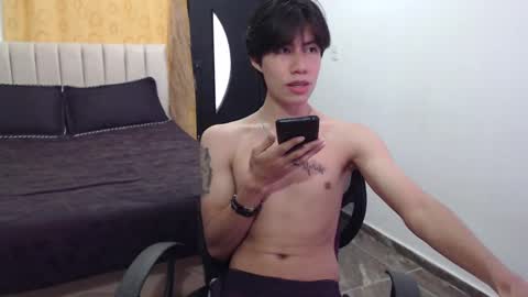 Snapshot of elio_collem chatting on 01-18-25, 07:04 ELIO online show from 01-18-25, 07:04