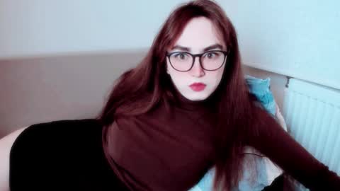 Snapshot of elisa_2001 chatting on 11-07-25, 05:51 Liza online show from 11-07-25, 05:51