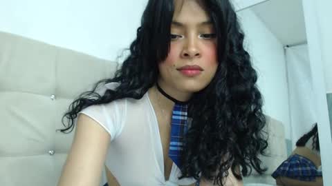 Snapshot of elisa_diaz_14 chatting on 02-14-25, 02:07 Elisa Diaz online show from 02-14-25, 02:07