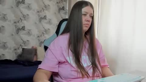 Aletta Oushen online show from 04-25-26, 09:01