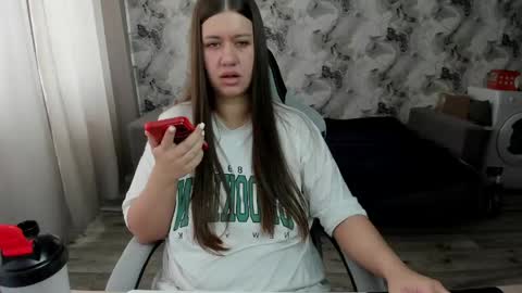 Aletta Oushen online show from 04-26-26, 06:44