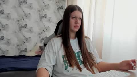 Snapshot of elisa_kollin chatting on 05-02-26, 09:14 Aletta Oushen online show from 05-02-26, 09:14
