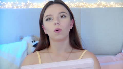 ElisabethDavis online show from 01-23-25, 03:22