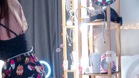 ElisabethDavis online show from 01-25-25, 06:57