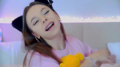 ElisabethDavis online show from 03-06-25, 09:09