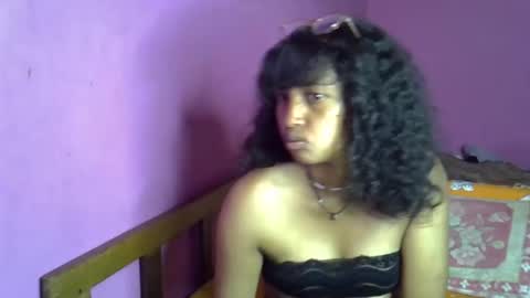 elisah01 online show from 02-01-26, 04:49