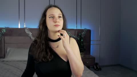 Snapshot of elisaminix_ chatting on 01-04-25, 10:16 Elison online show from 01-04-25, 10:16