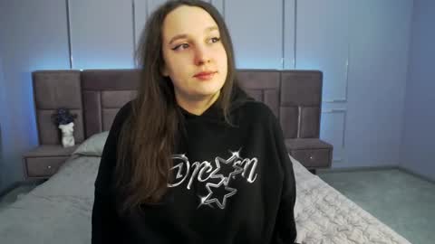 Snapshot of elisaminix_ chatting on 03-12-25, 06:29 Elison online show from 03-12-25, 06:29