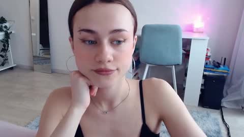 Elis online show from 03-05-26, 07:04