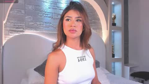 Snapshot of elise_diamond chatting on 12-04-25, 11:02 Elise diamond online show from 12-04-25, 11:02