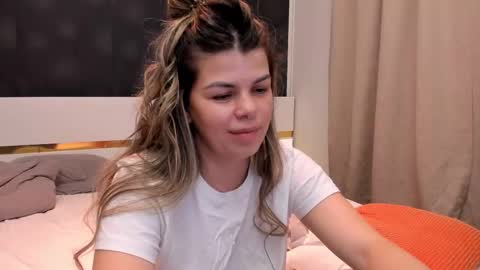 Elly online show from 03-14-26, 09:09