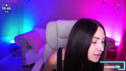 elisevelour online show from 10-24-25, 12:45