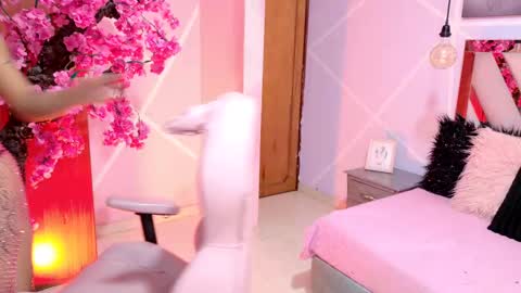 Snapshot of elit_noa chatting on 11-20-25, 07:57 elit noa online show from 11-20-25, 07:57