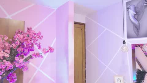 Snapshot of elit_noa chatting on 12-15-25, 07:29 elit noa online show from 12-15-25, 07:29