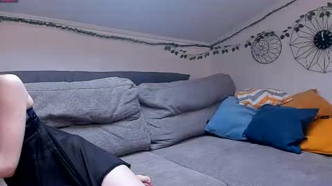 Snapshot of eliteeros chatting on 06-21-26, 01:13 EliteEros online show from 06-21-26, 01:13