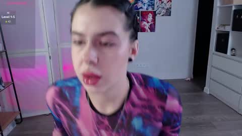 Ari online show from 02-08-25, 04:36